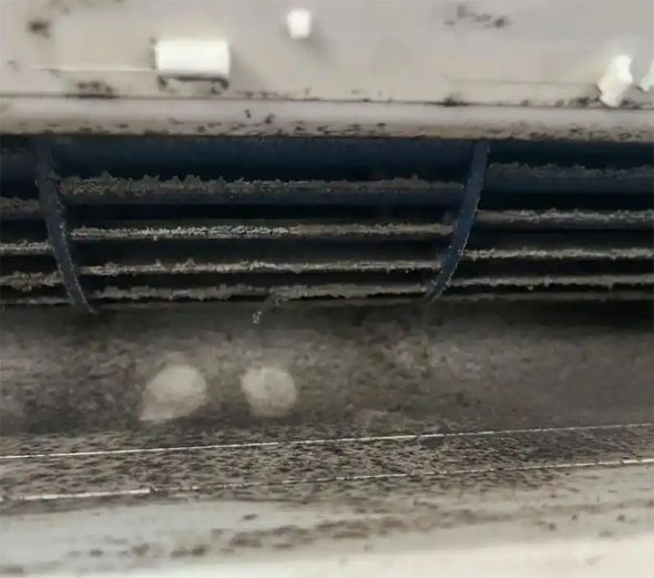 闽侯空调吹的风有股烧焦味是怎么回事